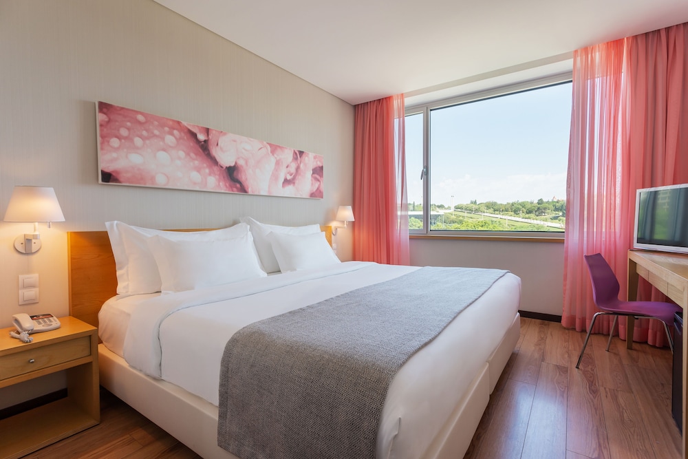 Habitación Confort doble, 1 cama de matrimonio grande del hotel Hf Fenix Garden. Foto 3