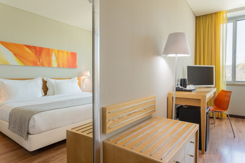 Habitación Confort doble, 1 cama de matrimonio grande del hotel Hf Fenix Garden. Foto 4
