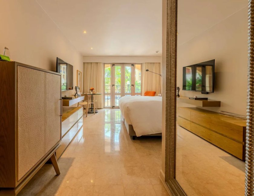 HABITACIÓN CLÁSICA, 1 Cama King Size, Vista Interior del hotel Sofitel Legend Santa Clara Cartagena. Foto 4
