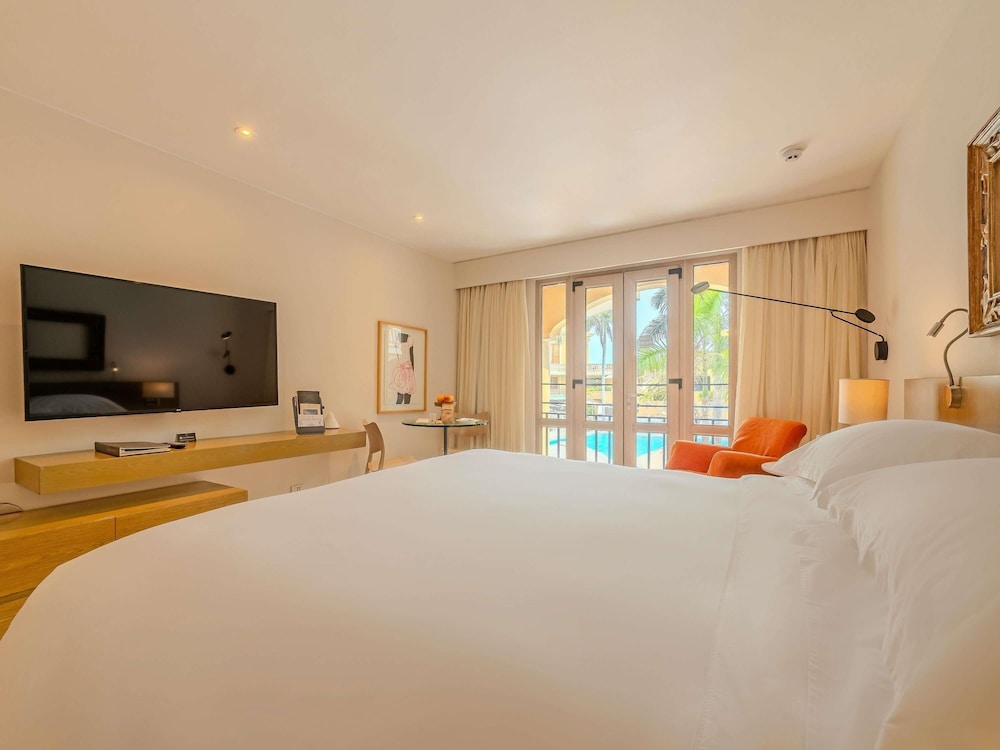 HABITACIÓN CLÁSICA, 1 Cama King Size, Vista Interior del hotel Sofitel Legend Santa Clara Cartagena. Foto 8