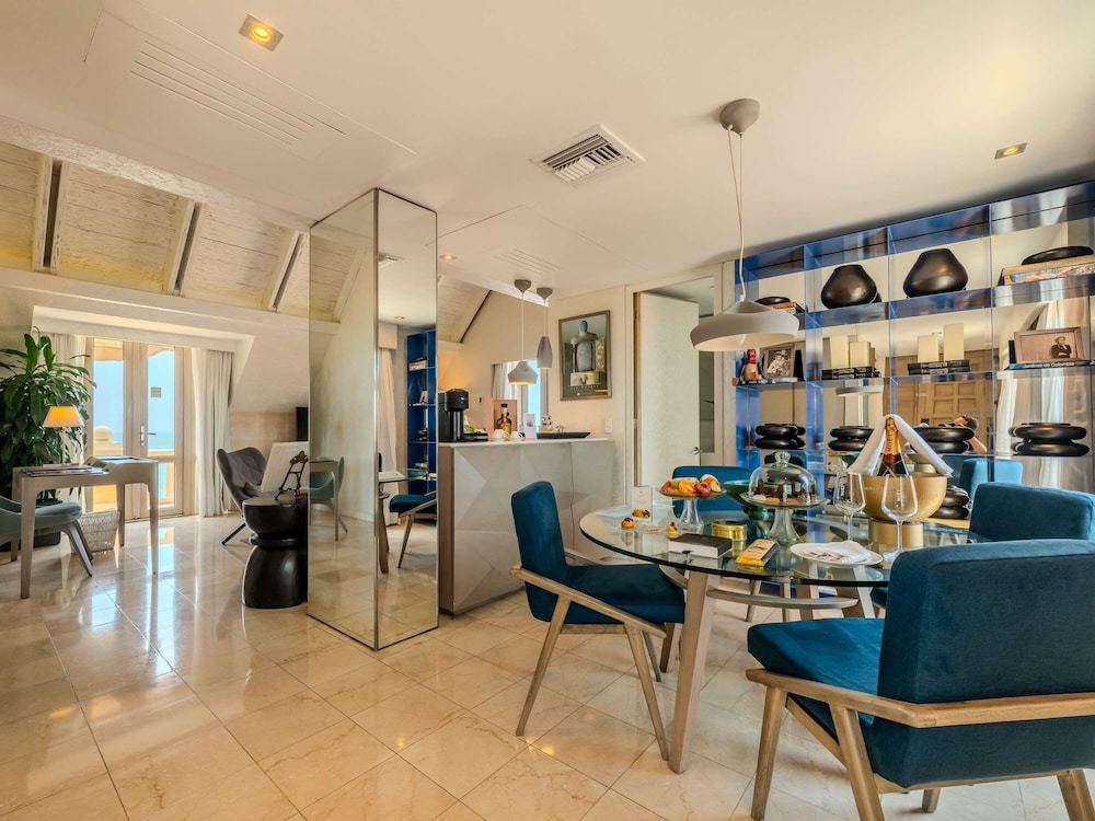 Imperial Amaral Suite: terraza con vista al mar, jacuzzi exterior, cama king size, mayordomo del hotel Sofitel Legend Santa Clara Cartagena. Foto 9