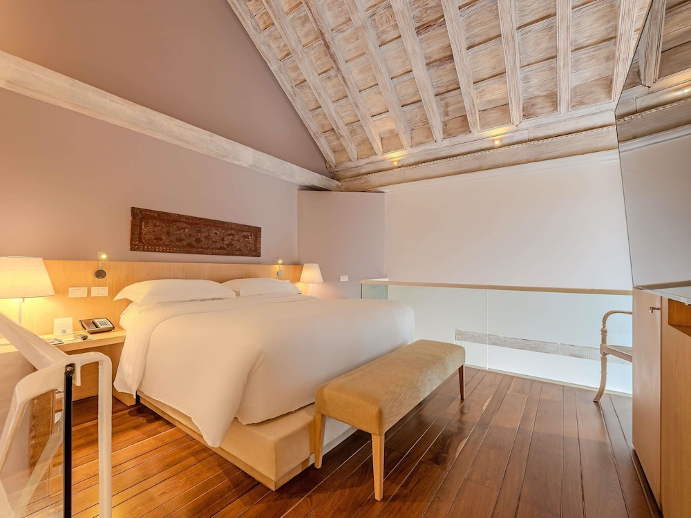 COLONIAL SUITE - CAMA KING SIZE, ÁREA COLONIAL, MAYORDOMO del hotel Sofitel Legend Santa Clara Cartagena. Foto 15