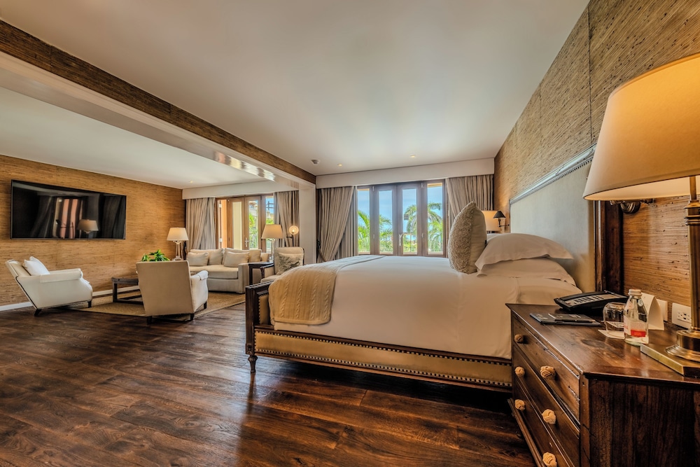 PRESITENTIAL SUITE FERNANDO BOTERO - CAMA KING SIZE, ÁREA COLONIAL, MAYORDOMO del hotel Sofitel Legend Santa Clara Cartagena. Foto 4