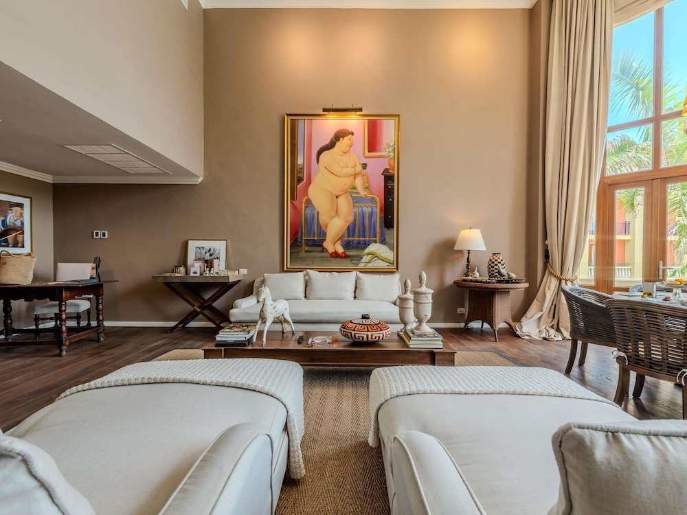 PRESITENTIAL SUITE FERNANDO BOTERO - CAMA KING SIZE, ÁREA COLONIAL, MAYORDOMO del hotel Sofitel Legend Santa Clara Cartagena. Foto 11