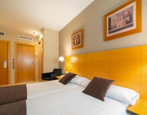 Habitación Doble - 2 camas del hotel La City Estación. Foto 7