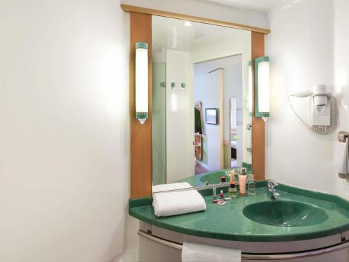 Habitación Doble del hotel Ibis Budget Valencia Aeropuerto. Foto 4