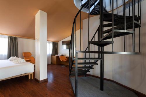 Habitación Doble con terraza del hotel Petit Palace Plaza Málaga. Foto 5