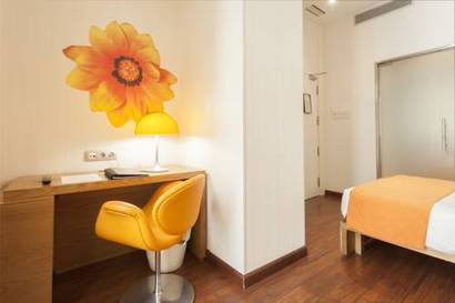 Habitación doble Interior Económica del hotel Petit Palace Plaza Málaga. Foto 1