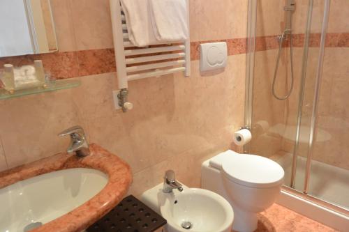Habitación Triple del hotel San Zulian. Foto 4