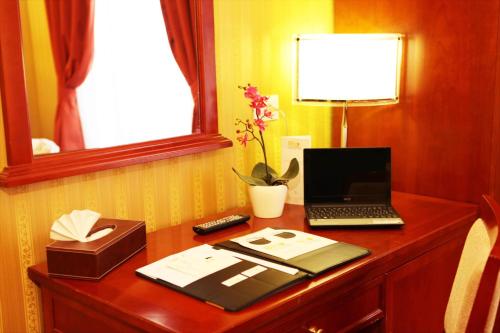Habitación Individual del hotel Augusta Lucilla Palace. Foto 4