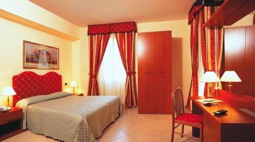 Habitación Doble del hotel Stromboli. Foto 4