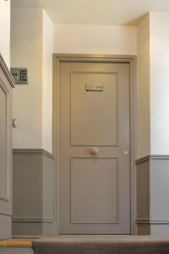 Habitación Doble del hotel Douglas. Foto 4