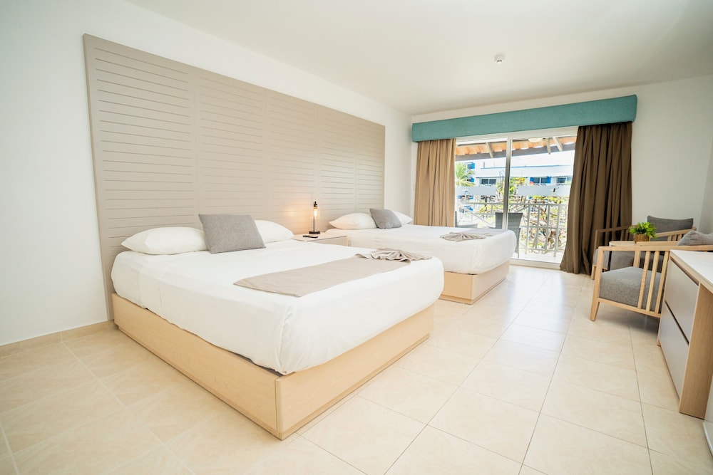 Superior Double or Twin Room (No access to the saltwater pool) del hotel Playa Blanca Beach Resort - All Inclusive