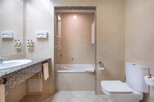 Habitación Doble Básica - 2 camas del hotel 3hb Guarana - All Inclusive. Foto 1