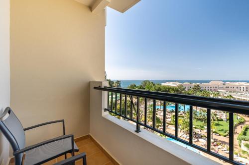 Habitación Familiar con vista lateral al mar del hotel 3hb Guarana - All Inclusive