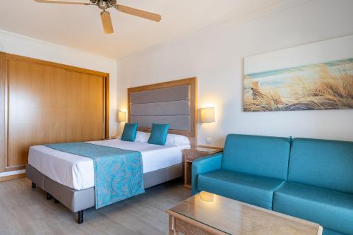 Habitación Familiar con vista lateral al mar del hotel 3hb Guarana - All Inclusive. Foto 4
