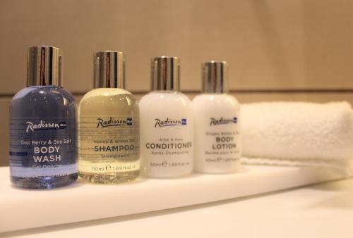 Habitación Estándar del hotel Radisson Blu Milan. Foto 4
