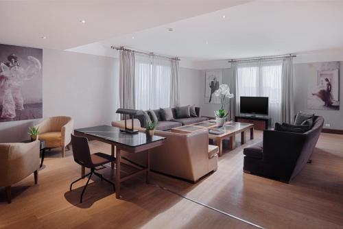 Suite Presidencial del hotel Radisson Blu Milan. Foto 1