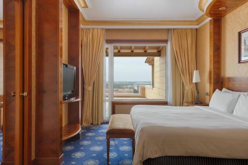 Suite Executive con acceso al salón del hotel Rome Marriott Park
