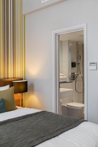 Habitación Doble Económica del hotel Best Western Mornington Hyde Park. Foto 6