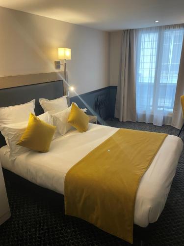 Habitación Doble Club del hotel Elysées Flaubert. Foto 3