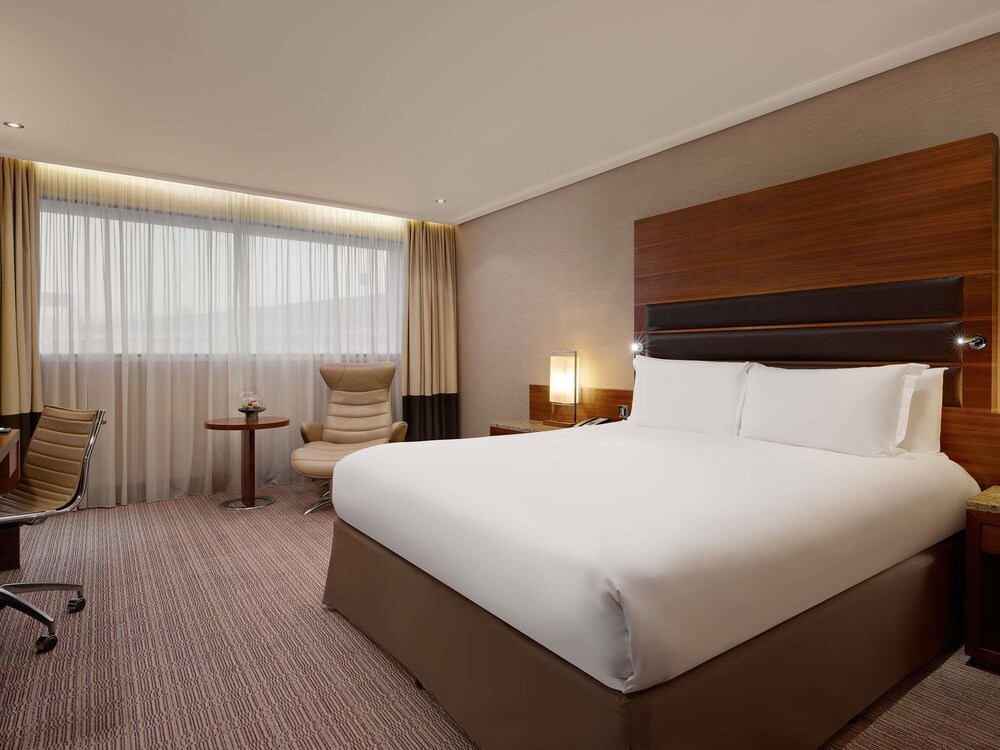 Habitación de lujo, 1 cama de matrimonio grande del hotel Sofitel London Heathrow