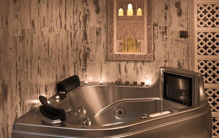 Casablanca Sencual Suite del hotel and Spa Sun Palace Albir. Foto 1