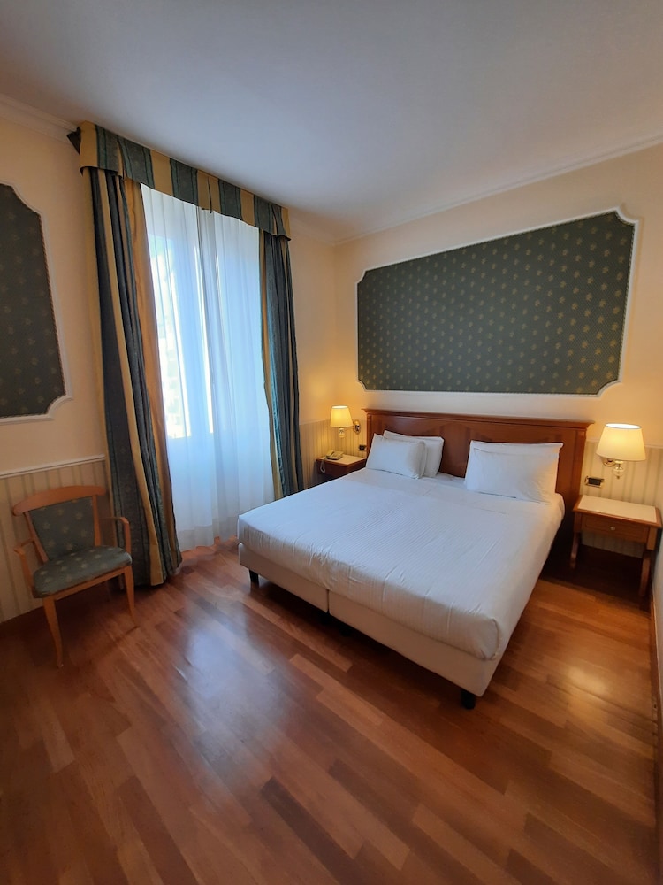 Habitación estándar doble del hotel Andreola Central