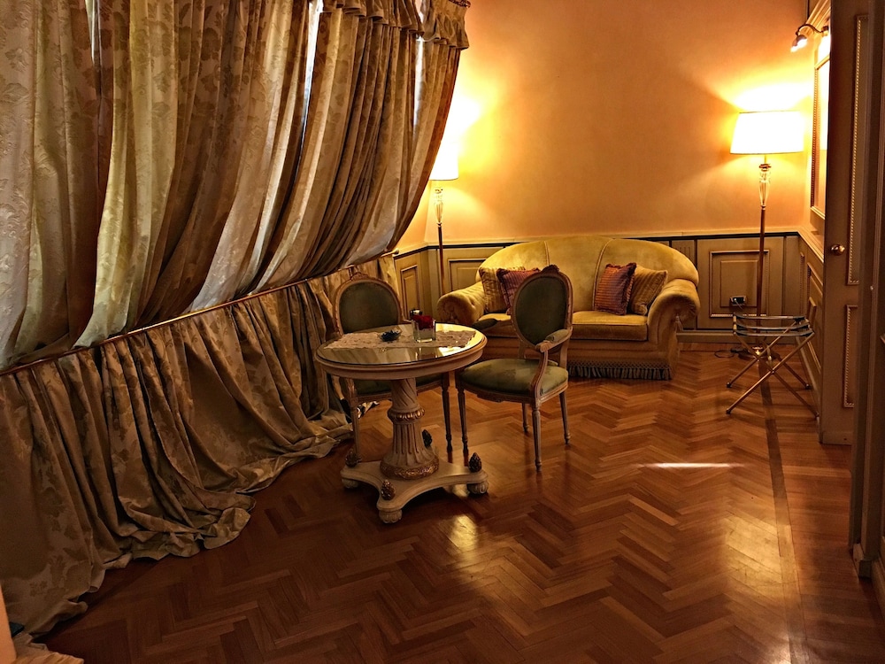 Suite Deluxe del hotel Andreola Central. Foto 3