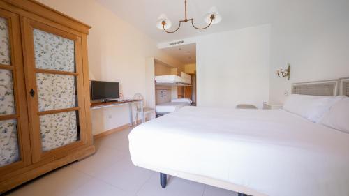 Habitación Familiar del hotel Villa Marcilla. Foto 2