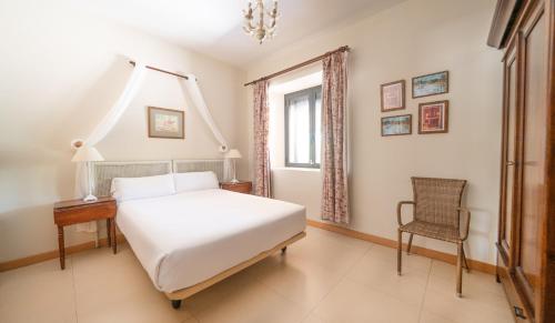 Habitación Doble del hotel Villa Marcilla. Foto 12