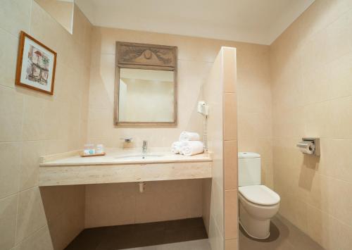 Habitación Doble del hotel Villa Marcilla. Foto 14