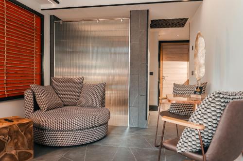 Suite Junior del hotel Poem Suites. Foto 8