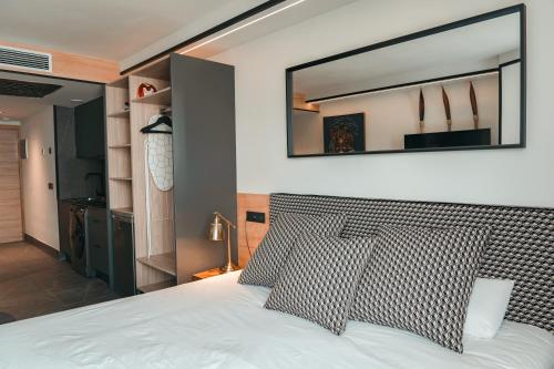 Suite Junior del hotel Poem Suites. Foto 11