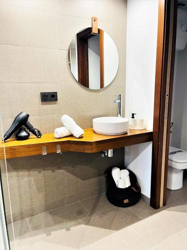 Apartamento con vistas a la ciudad del hotel Poem Suites. Foto 5
