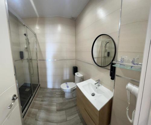 Habitación Individual con servicio gratuito de enlace con el aeropuerto del hotel Zen Airport. Foto 2