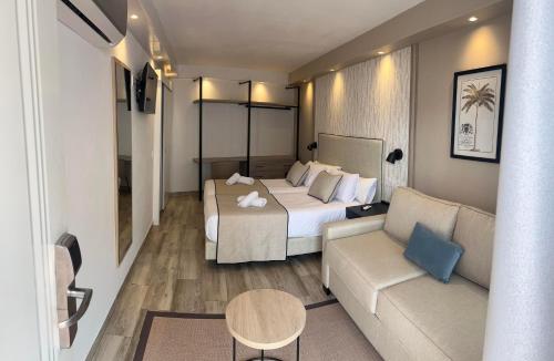 Habitación Cuádruple Confort con traslado gratuito al aeropuerto del hotel Zen Airport. Foto 2