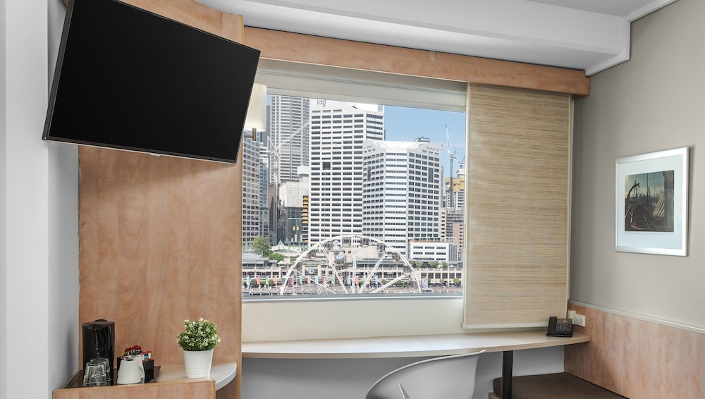 Habitación Superior, 2 Camas Individuales, Frente a Darling Harbour del hotel Ibis Sydney Darling Harbour. Foto 6