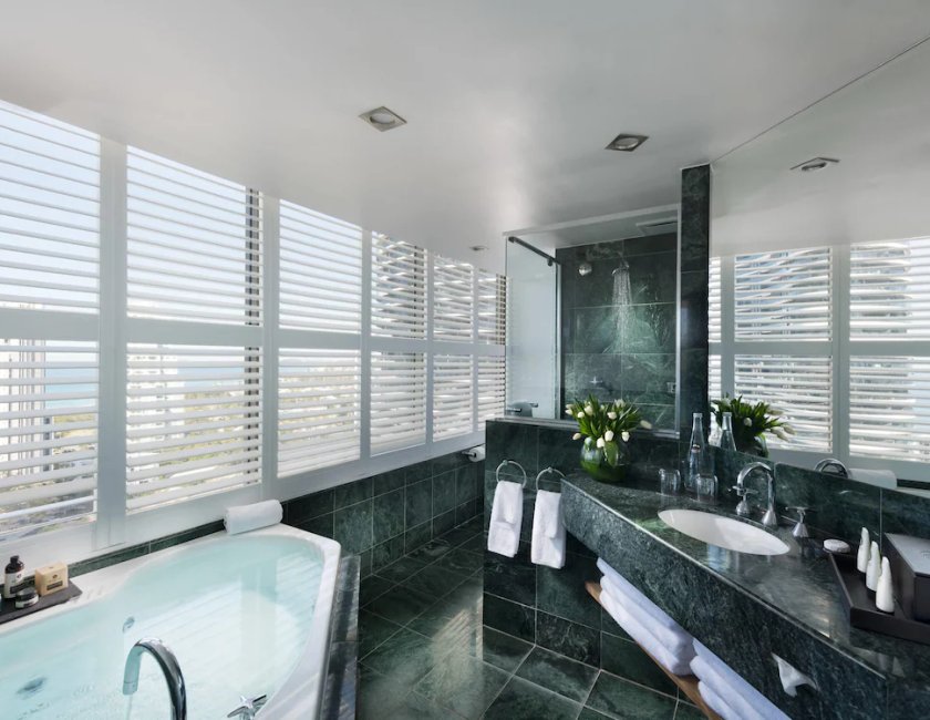 Habitación Signature, 1 cama King, vistas al océano, Spa del hotel Sofitel Gold Coast Broadbeach. Foto 8