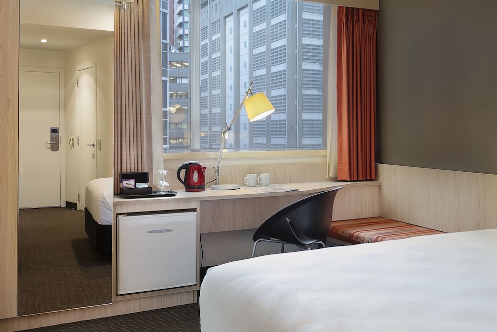 Habitación estándar doble, 2 camas dobles del hotel Ibis Wellington. Foto 2
