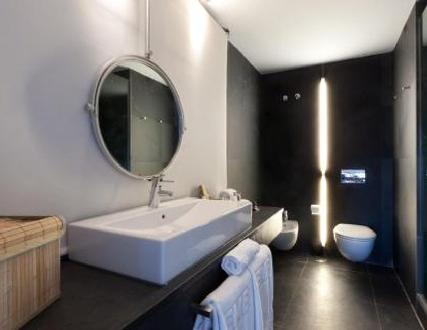 Suite Junior con vistas del hotel Eme Catedral Mercer. Foto 12