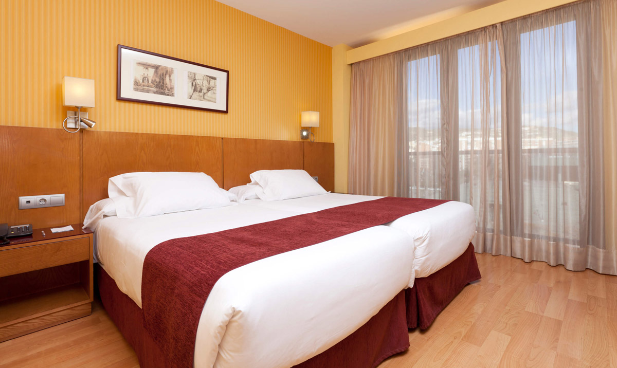 Habitación doble 2 camas del hotel Senator Granada Spa