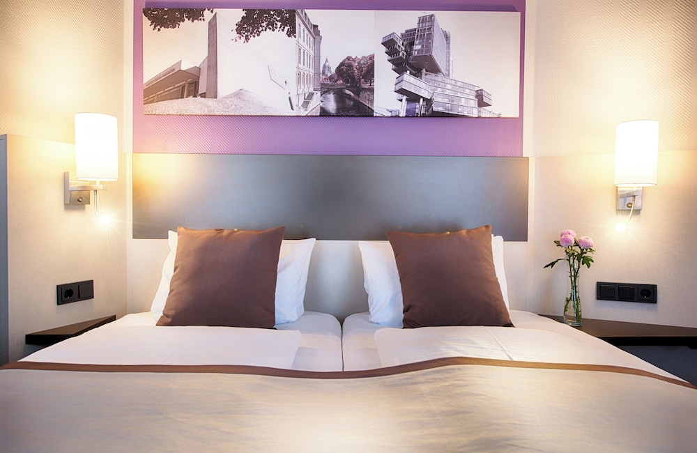 Habitación Cuádruple Superior del hotel Leonardo Hannover Airport. Foto 1