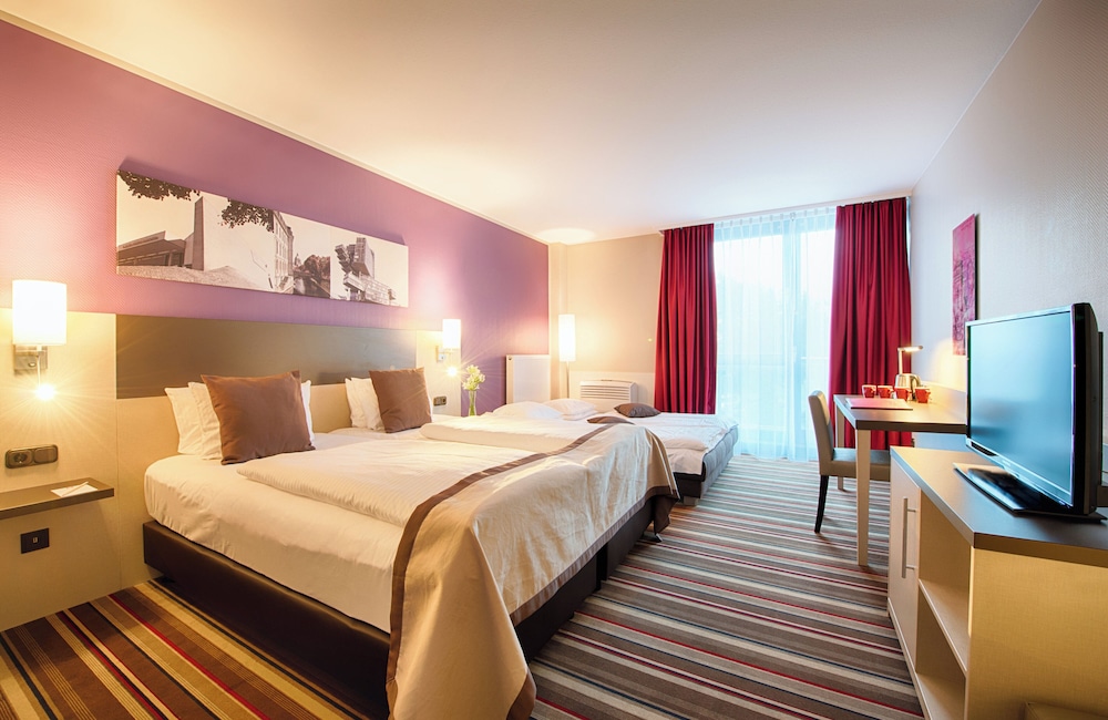 Habitación Cuádruple Superior del hotel Leonardo Hannover Airport. Foto 3