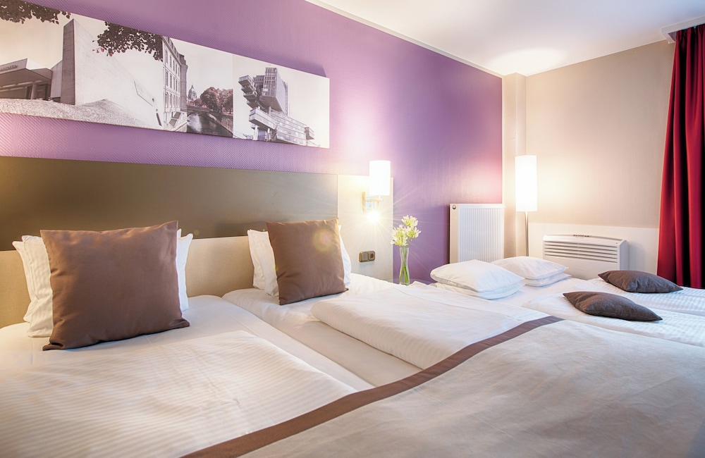 Habitación Cuádruple Superior del hotel Leonardo Hannover Airport. Foto 6