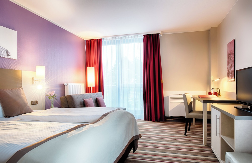 Habitación Cuádruple Superior del hotel Leonardo Hannover Airport. Foto 7