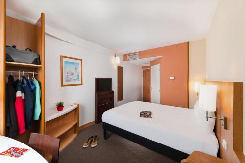 Habitación Doble Estándar del hotel Ibis Praha Mala Strana. Foto 3
