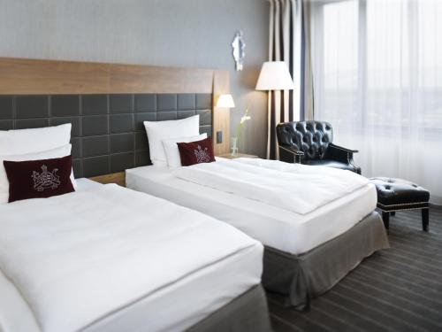 Habitación Doble - 2 camas del hotel Mövenpick Stuttgart Airport. Foto 6