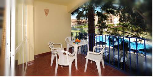 Apartamento Vista Piscina 1 habitación del hotel Leo Islamar. Foto 2