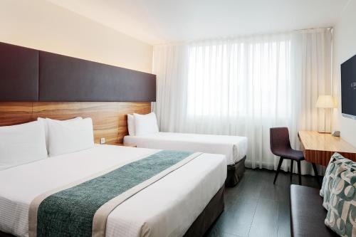 Habitación Triple del hotel Eurostars Embassy